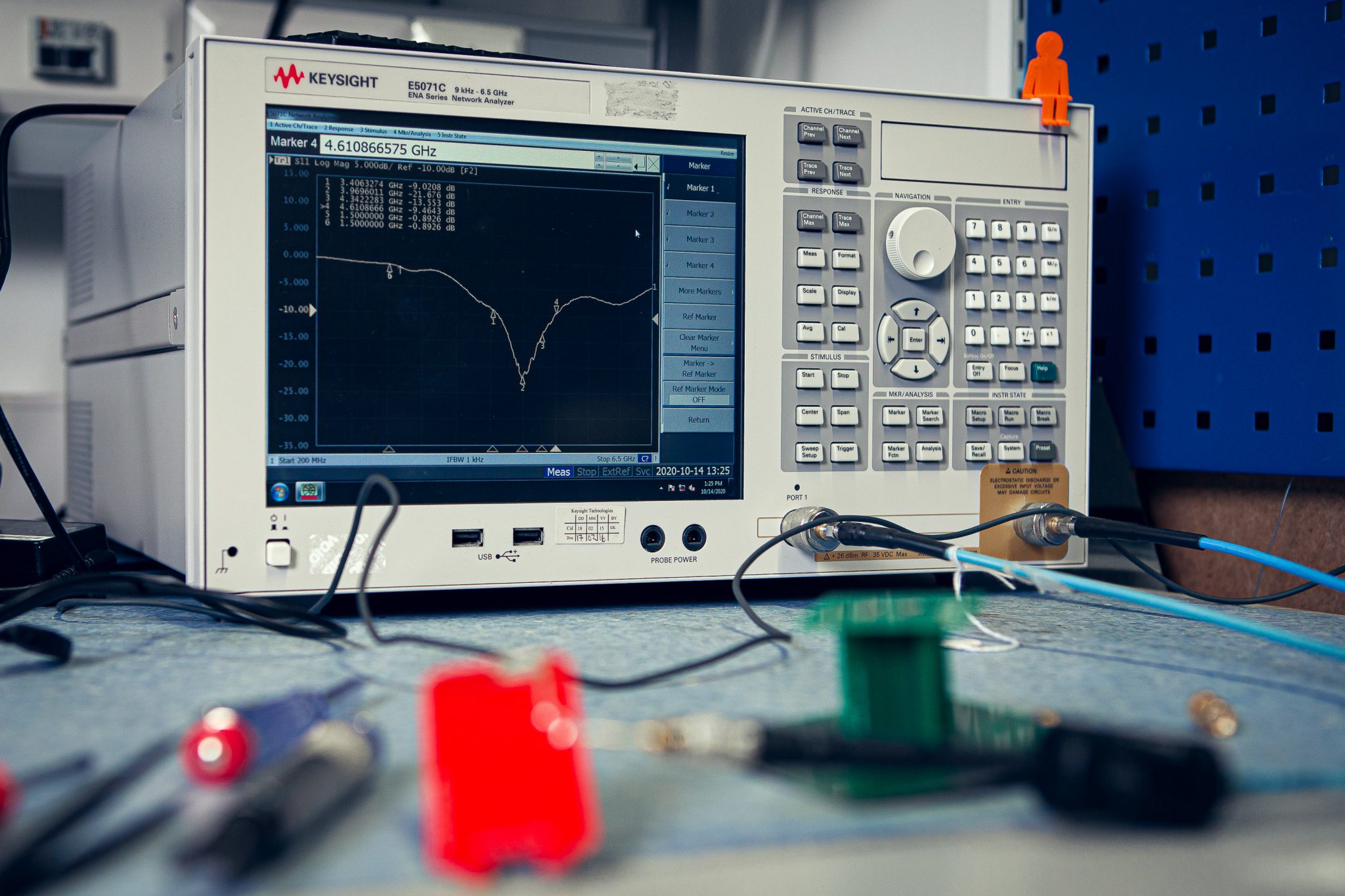 Antenna passive tuning and anechoic chamber testing