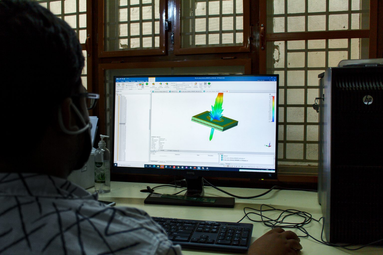 Development of High-Efficiency Wireless Antenna for IoT Applications